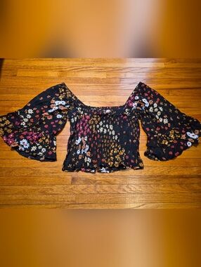 Patrons Of Peace Size Large Floral Bell Sleeve Boho, Cottage Core, Whimsical Top
